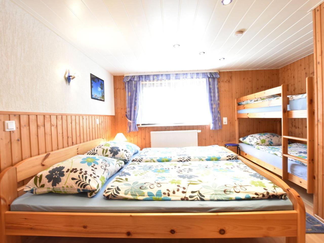 Spacious Holiday Home In Krusenhagen With Garden エクステリア 写真
